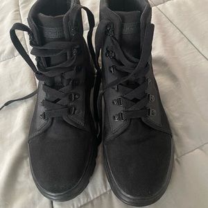 Womens Dr. Martens Combs